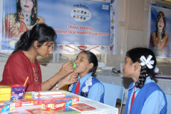 Dental-Check-Up-Shri-Radhe-Maa-3-2